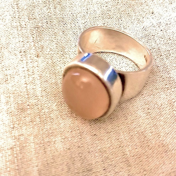 STERLING Silver ring. pink quartz stone - Picture 2 of 3